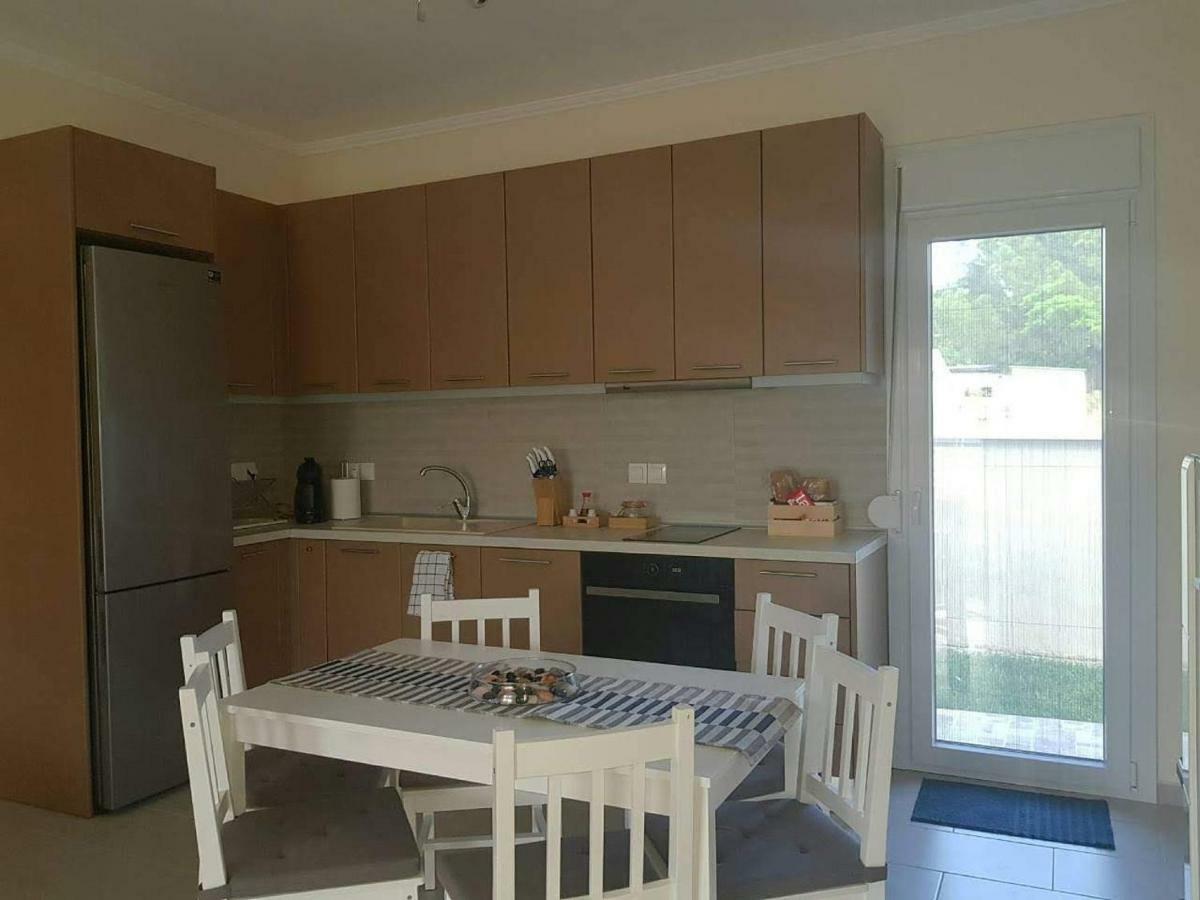 Mango Apartment Никити Экстерьер фото